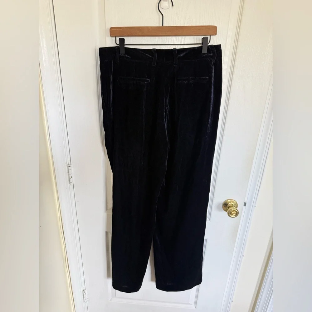 Lafayette 148 NEW Gates Wide Leg Velvet Pants in Midnight Blue